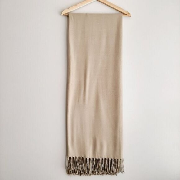 INDIGO / Soft Fleece Blanket Tassel Fringe Cream Light Beige Neutral - Picture 2 of 9